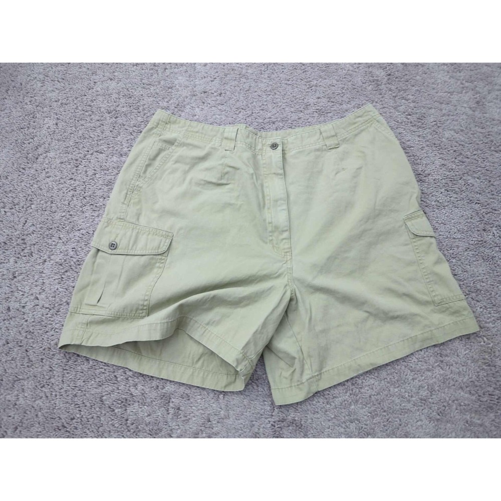 LL Bean Cargo Shorts Womens 20 Khaki Inseam: 6" High Rise Made in Hong Kong